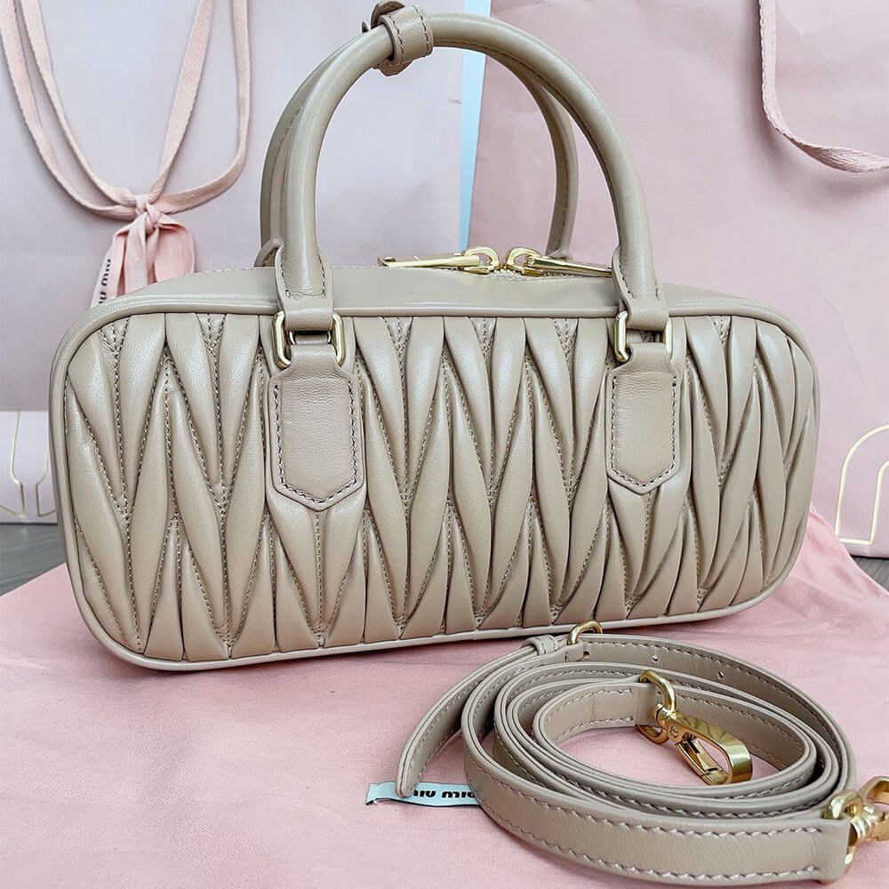 MIUMIU Large Arcadie matelasse nappa Bag(HIGH-END GRADE)