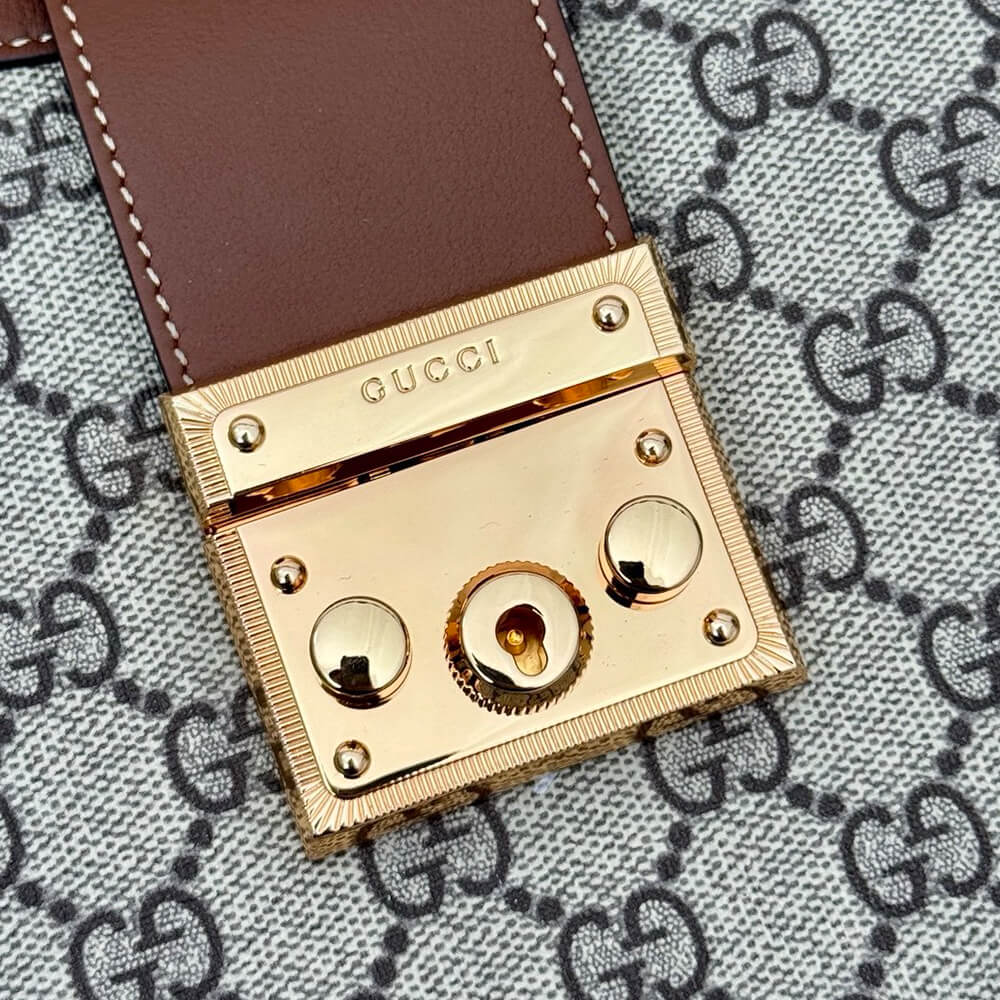 GUCCI PADLOCK GG MEDIUM SHOULDER BAG