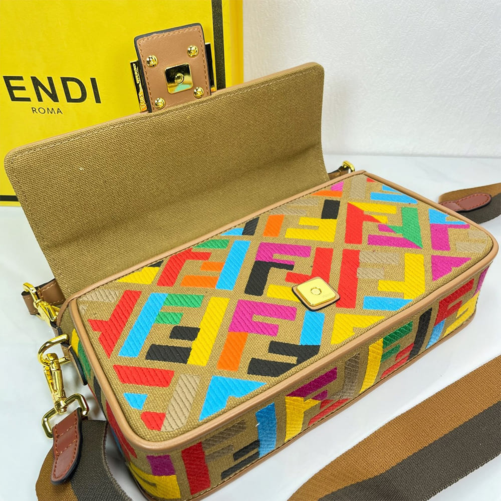 Fendi Baguette
