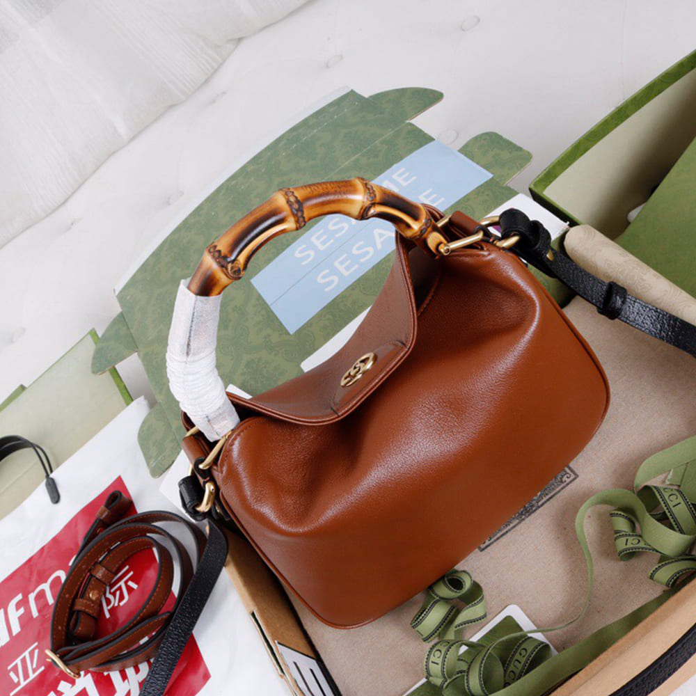 Gucci Diana small shoulder bag