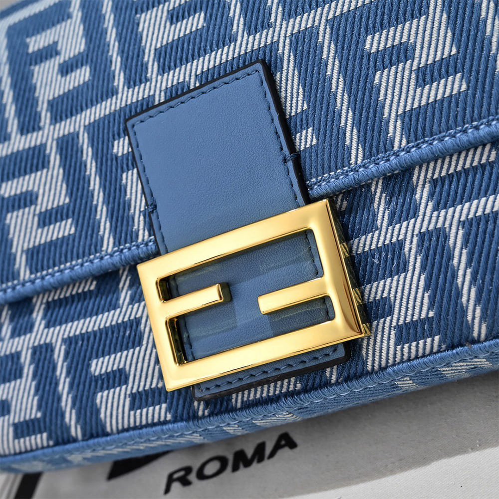 Fendi Baguette