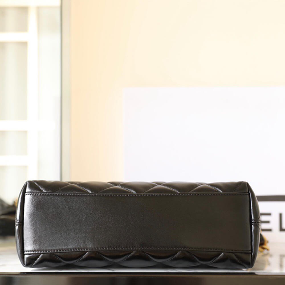 CHANEL HOBO BAG(HIGH-END GRADE)