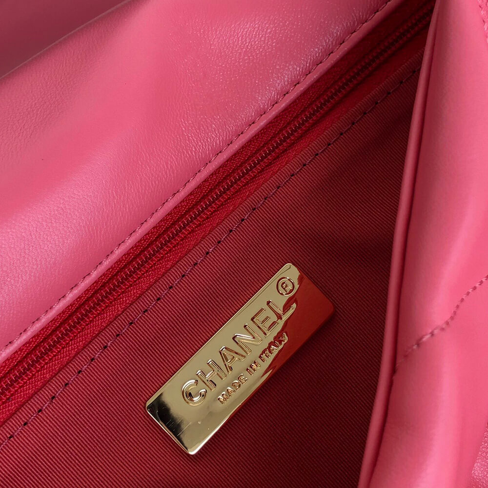 CHANEL 19 Handbag