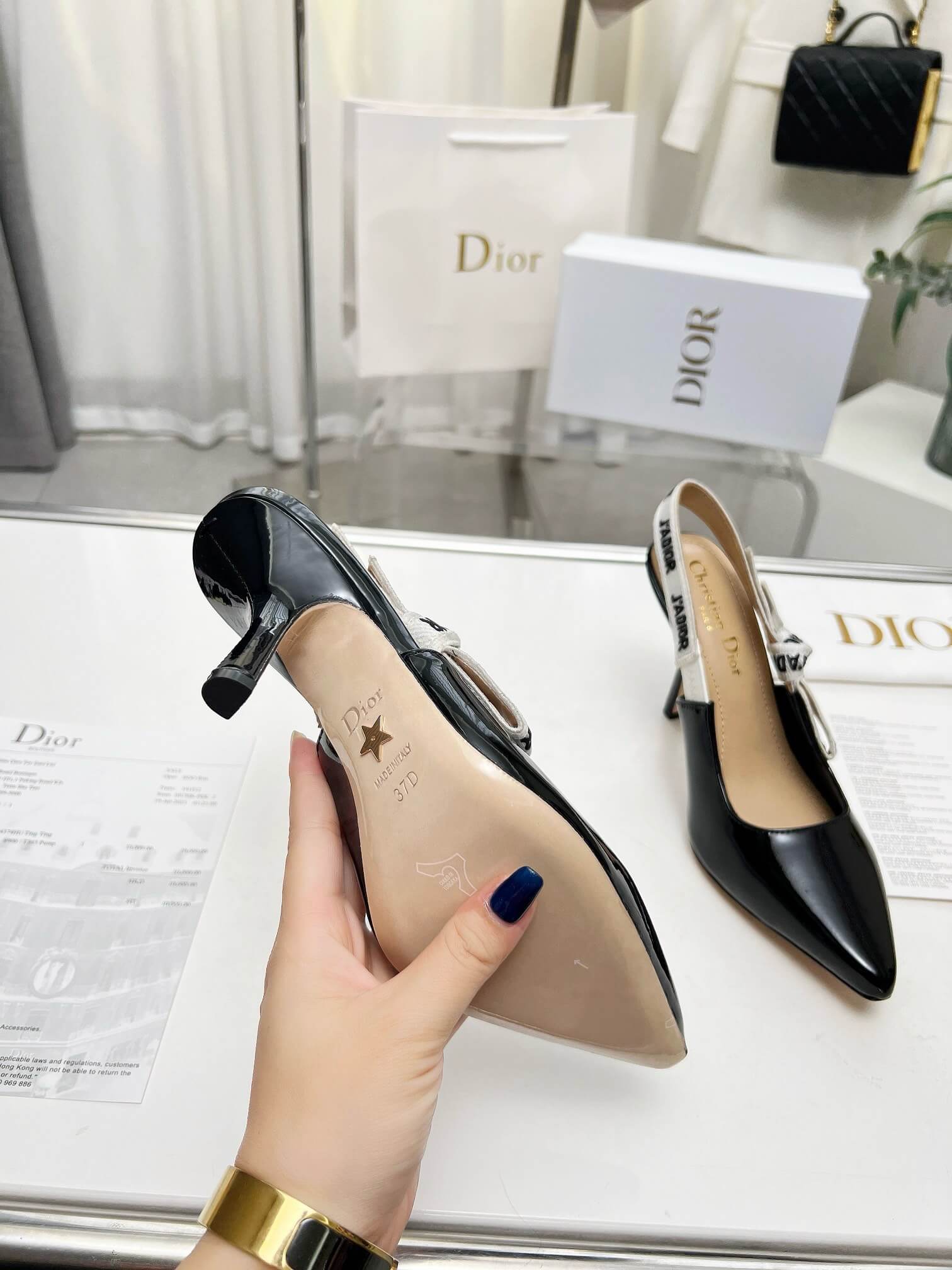 J Adior Slingback Pump