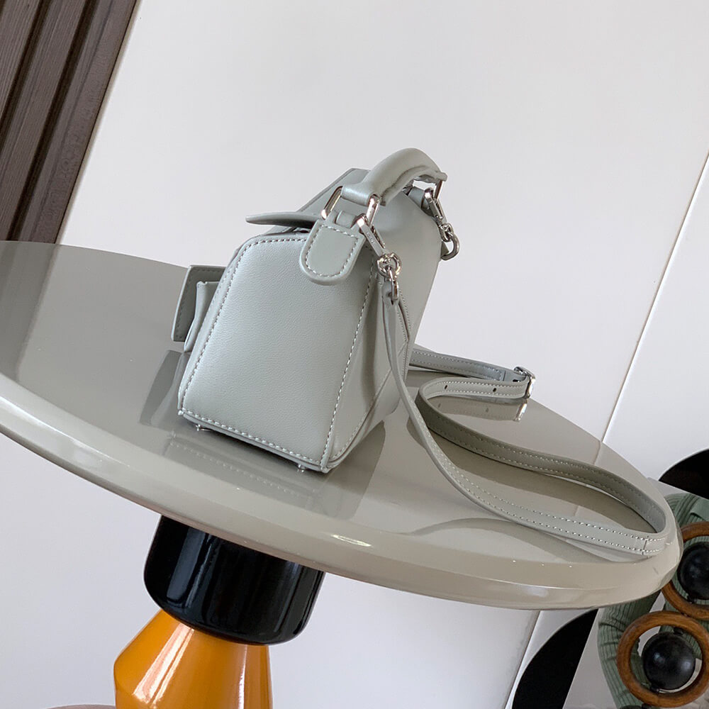 Loewe Small Featherlight Puzzle bag in nappa lambskin(HIGH-END GRADE)