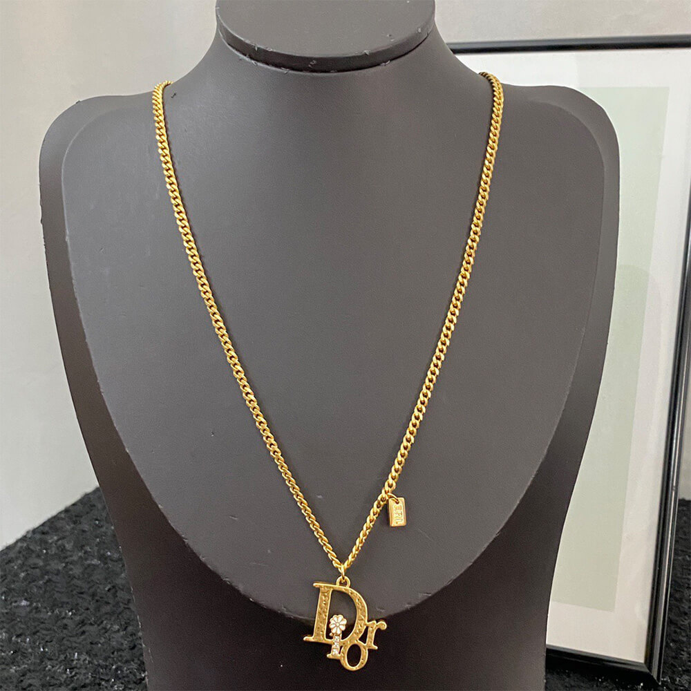 DIOR NECKLACE
